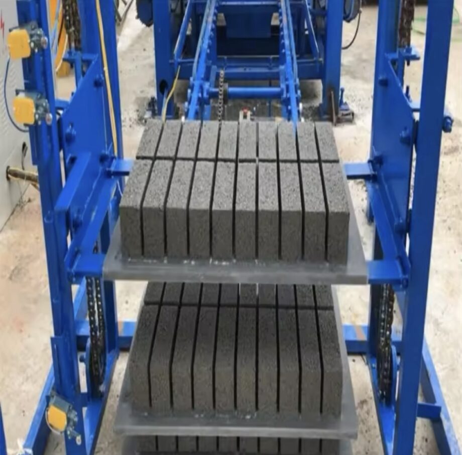 Ghana Lowest Cost Semi Auto Paver Machinery Manual Brick Cement Bricks Making Machine with Raw Material and New Condition