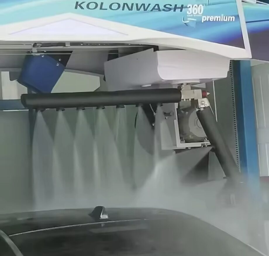 Auto car wash machine