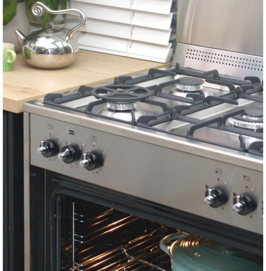 La Germania Rustica 90cm Gas
Stove 5 Gas Burners 9MF
Electric Oven S/ Steel