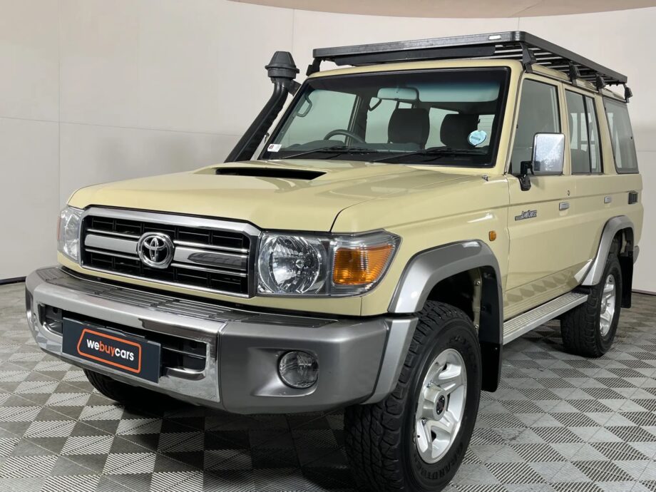 2018 Toyota Land Cruiser 70 Series
76 4.5d V8 Station Wagon