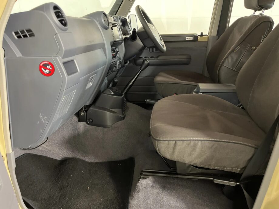 2018 Toyota Land Cruiser 70 Series
76 4.5d V8 Station Wagon
