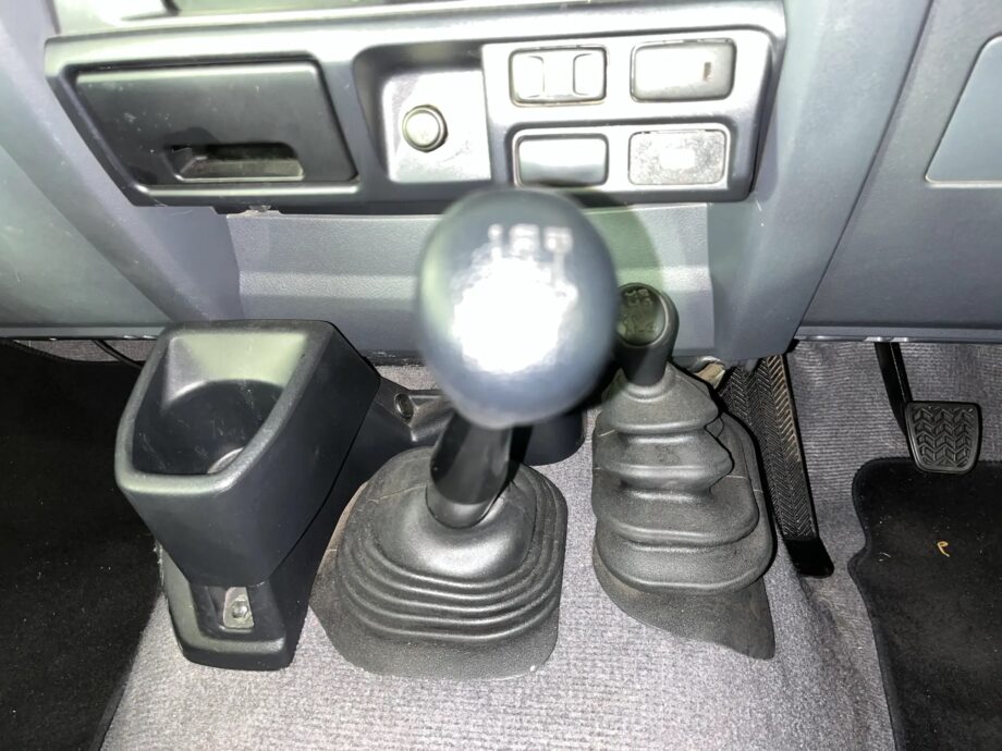 2018 Toyota Land Cruiser 70 Series
76 4.5d V8 Station Wagon