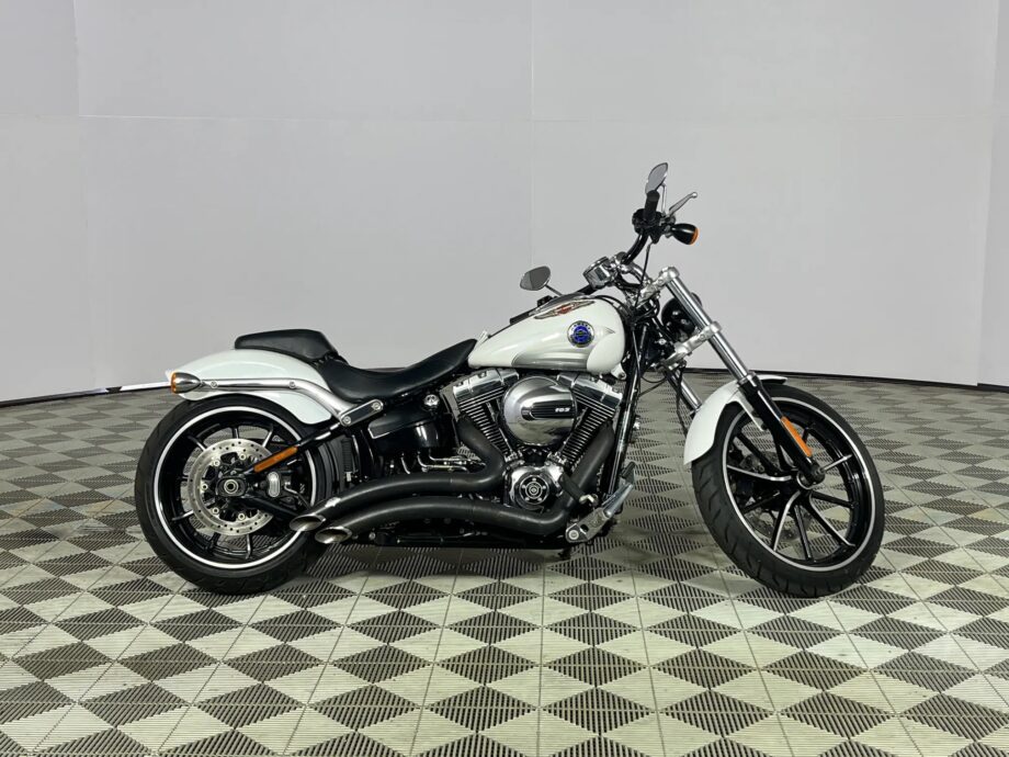 2017 Harley Davidson Softail
Breakout