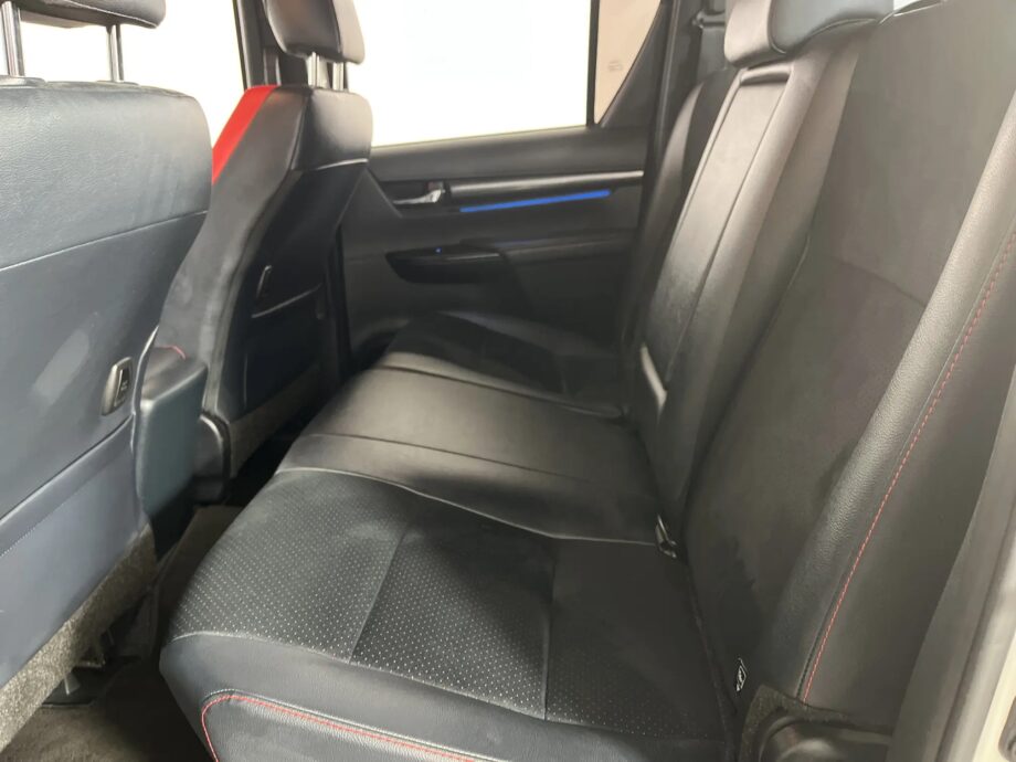 2022 Toyota Hilux 2.8 Gd- 6 RB
Legend RS 4x4 Auto Pick Up
Double Cab